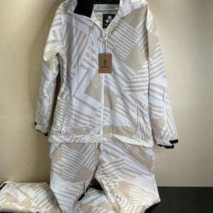 Free People Movement Oneskee Acclimate White Geometric Snowsuit Large NWT $550
